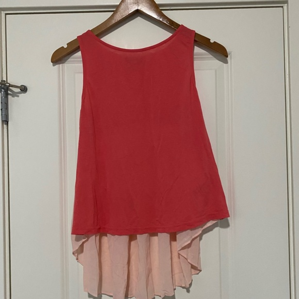 Urban outfitters Sparkle and Fade
Pleated tank size XS
